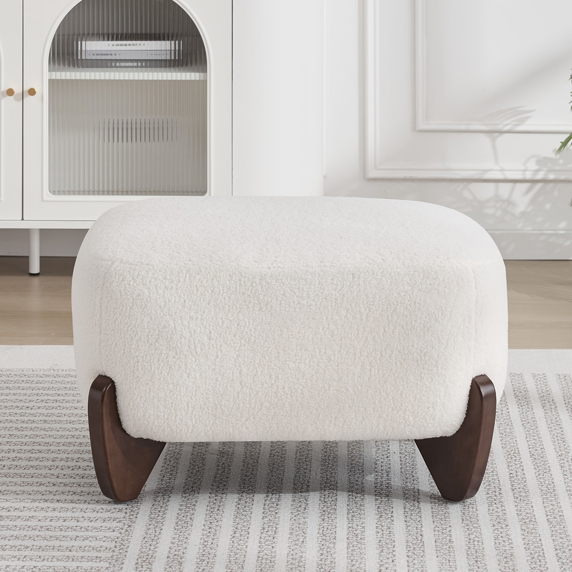 28.7” Modern Sherpa Boucle Ottoman with Solid Wood Legs - Upholstered Footrest Suitable for Living Room, Bedroom, Rectangular Boucle Pouffe, Base, Comfy Seating Stool for Small Spaces, Scandinavian Minimalist Furniture